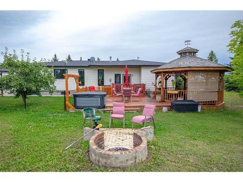 40 Mount Vista Estates, Rural Rocky View County, AB - Outdoor With Deck Patio Veranda With Backyard