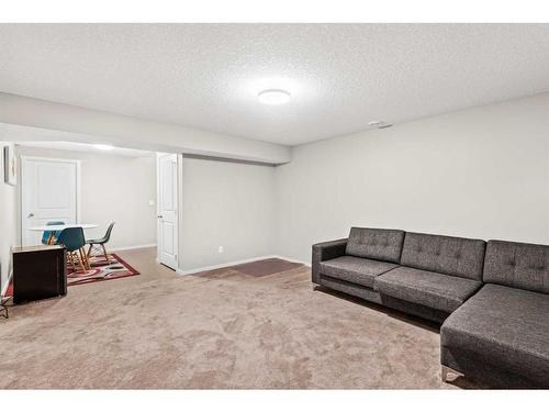 123 Walden Heights Se, Calgary, AB - Indoor