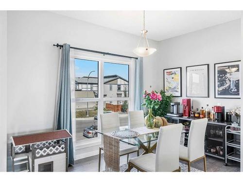 307 Walgrove Boulevard Se, Calgary, AB - Indoor Photo Showing Dining Room