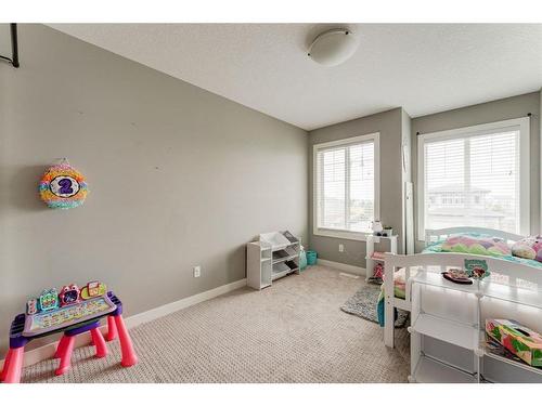 1611 Monteith Drive Se Drive, High River, AB - Indoor Photo Showing Bedroom