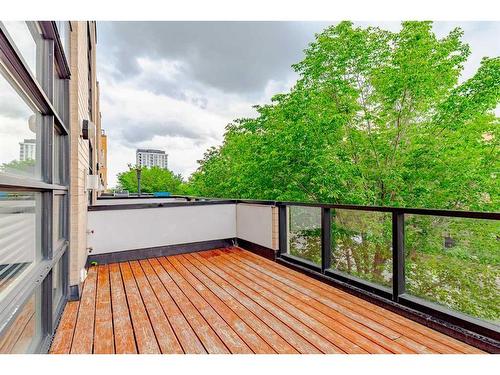 202-180 9 Street Ne, Calgary, AB - Outdoor With Balcony With Exterior