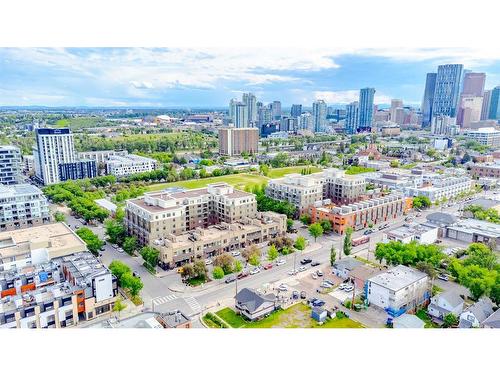 202-180 9 Street Ne, Calgary, AB - Outdoor With View