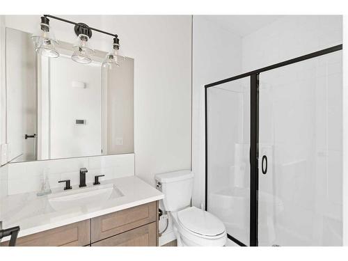 176 Sandpiper Landing, Chestermere, AB - Indoor Photo Showing Bathroom