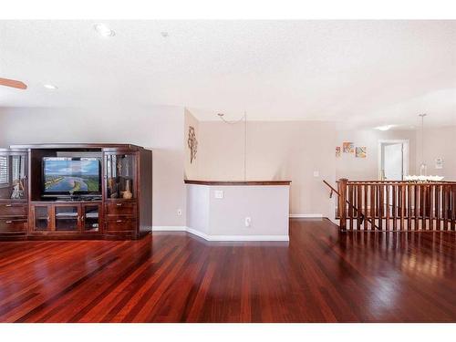 356 Windermere Drive, Chestermere, AB - Indoor