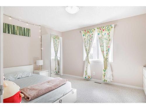 356 Windermere Drive, Chestermere, AB - Indoor Photo Showing Bedroom