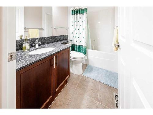 356 Windermere Drive, Chestermere, AB - Indoor Photo Showing Bathroom