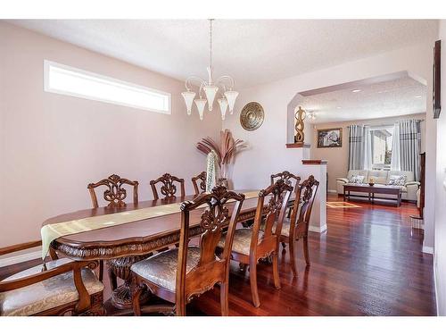 356 Windermere Drive, Chestermere, AB - Indoor Photo Showing Dining Room