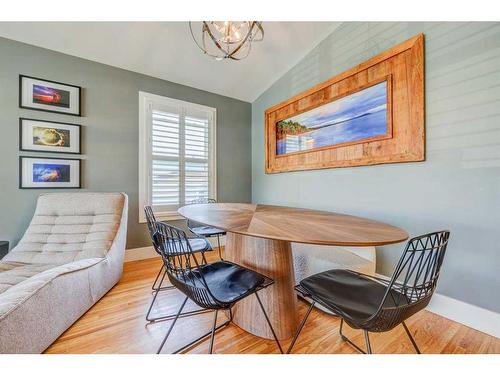 1227 Ninga Road Nw, Calgary, AB - Indoor Photo Showing Dining Room