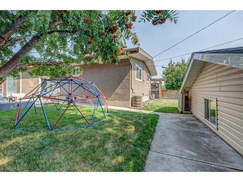 1227 Ninga Road Nw, Calgary, AB - Outdoor