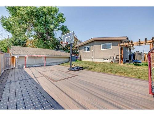 1227 Ninga Road Nw, Calgary, AB - Outdoor