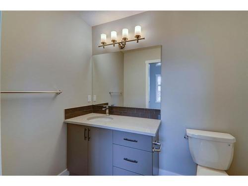 116 Walden Lane Se, Calgary, AB - Indoor Photo Showing Bathroom