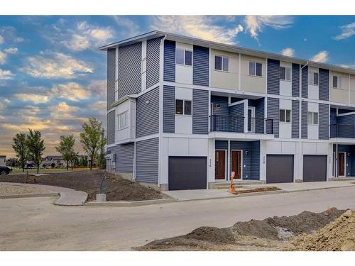 116 Walden Lane Se, Calgary, AB - Outdoor With Facade