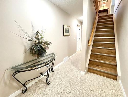 1901 Riverside Road Nw, High River, AB - Indoor Photo Showing Other Room