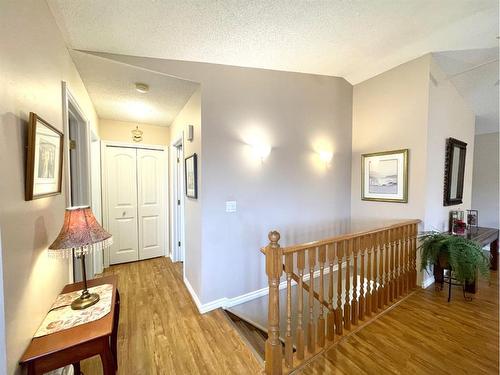 1901 Riverside Road Nw, High River, AB - Indoor Photo Showing Other Room