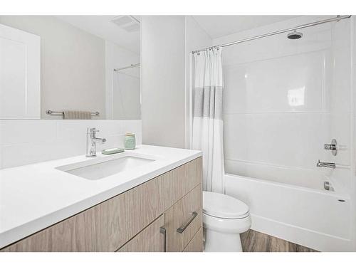 503-138 Sage Valley Common Nw, Calgary, AB - Indoor Photo Showing Bathroom