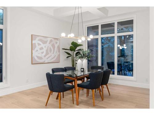 1516 23 Street Nw, Calgary, AB - Indoor Photo Showing Dining Room