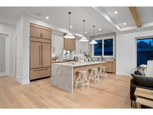 1516 23 Street Nw, Calgary, AB - Indoor Photo Showing Kitchen