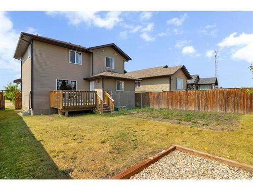 5252-48 Street Close, Innisfail, AB - Outdoor With Exterior