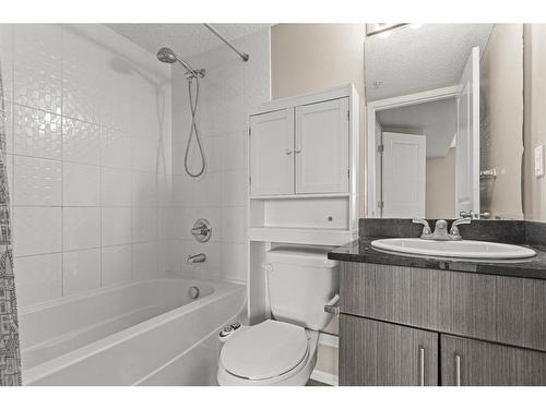 316-15 Saddlestone Way Ne, Calgary, AB - Indoor Photo Showing Bathroom