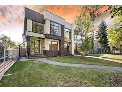 3326 42 Street SW Calgary, AB T3E 3M6