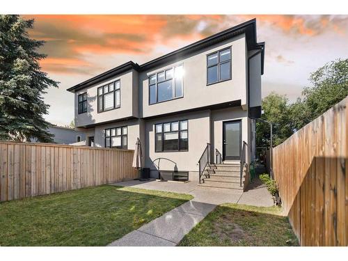 3326 42 Street Sw, Calgary, AB - Outdoor