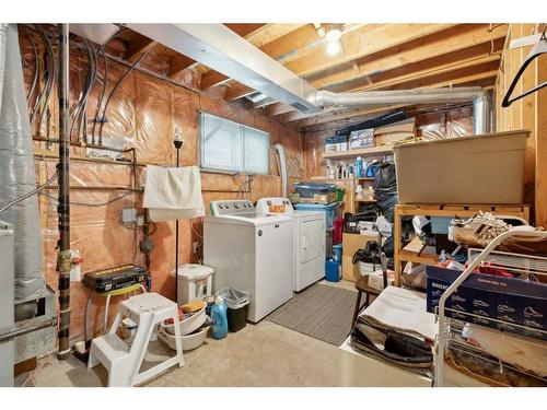 20 Shannon Hill Sw, Calgary, AB - Indoor Photo Showing Laundry Room