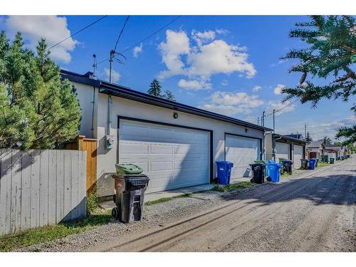 229 11A Street Ne, Calgary, AB - Outdoor