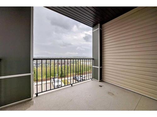 318-16 Sage Hill Terrace Nw, Calgary, AB - Outdoor With Balcony With Exterior