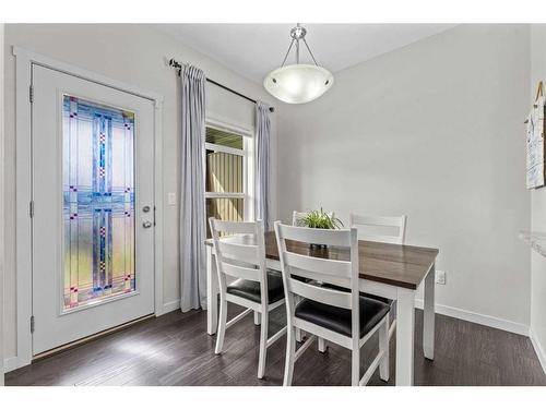 41 Copperpond Landing Se, Calgary, AB - Indoor Photo Showing Dining Room