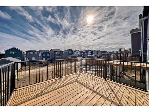 251 Aquila Way Nw, Calgary, AB - Outdoor