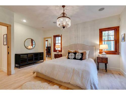 226135 1331 Drive West, Rural Foothills County, AB - Indoor Photo Showing Bedroom