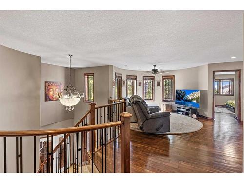 6 Rockcliff Landing Nw, Calgary, AB - Indoor Photo Showing Other Room