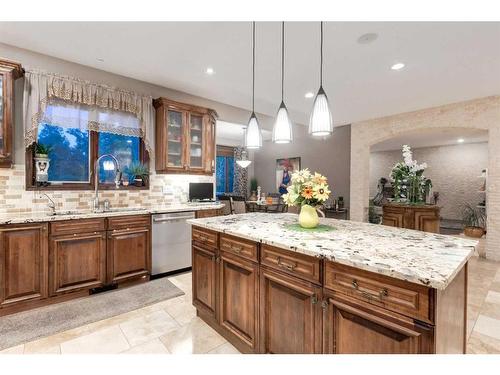 6 Rockcliff Landing Nw, Calgary, AB - Indoor Photo Showing Kitchen With Double Sink