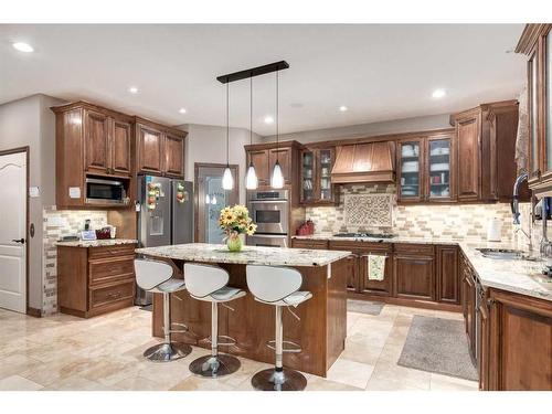 6 Rockcliff Landing Nw, Calgary, AB - Indoor Photo Showing Kitchen With Stainless Steel Kitchen With Upgraded Kitchen