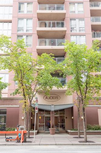 404-650 10 Street Sw, Calgary, AB - Outdoor With Facade