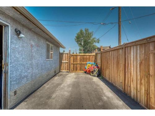 17 Doverville Way Se, Calgary, AB - Outdoor With Exterior