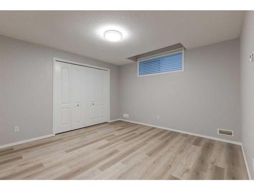 79 Discovery Ridge Park Sw, Calgary, AB - Indoor Photo Showing Other Room