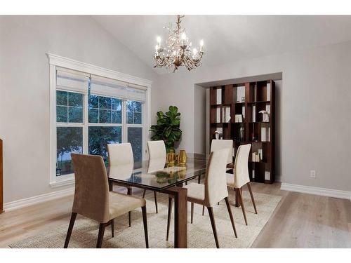 79 Discovery Ridge Park Sw, Calgary, AB - Indoor Photo Showing Dining Room