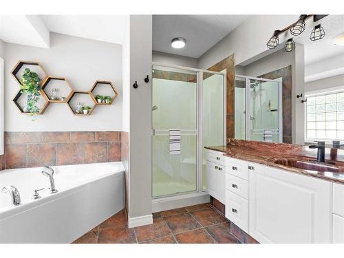 199 West Lakeview Circle, Chestermere, AB - Indoor Photo Showing Bathroom