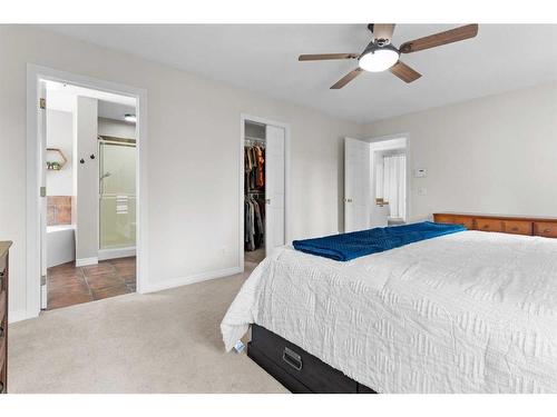 199 West Lakeview Circle, Chestermere, AB - Indoor Photo Showing Bedroom