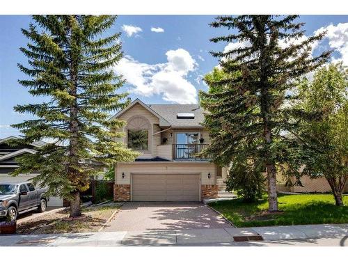 85 Shawinigan Drive Sw, Calgary, AB - Outdoor With Facade