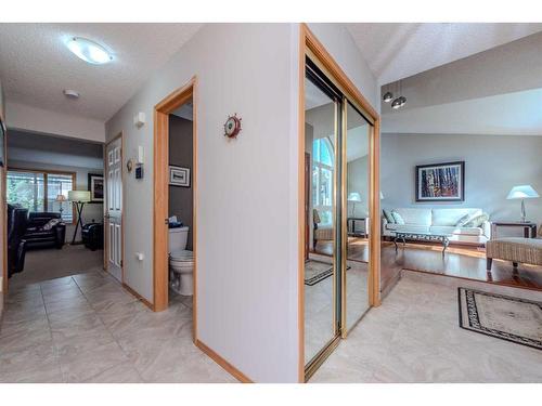 67 Hamptons Heath Nw, Calgary, AB - Indoor