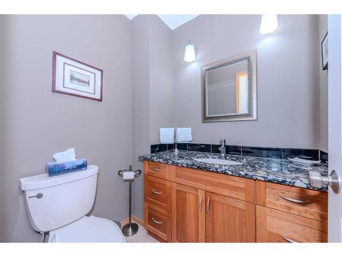 67 Hamptons Heath Nw, Calgary, AB - Indoor Photo Showing Bathroom