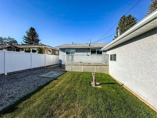 10208 Wapiti Drive Se, Calgary, AB - Outdoor