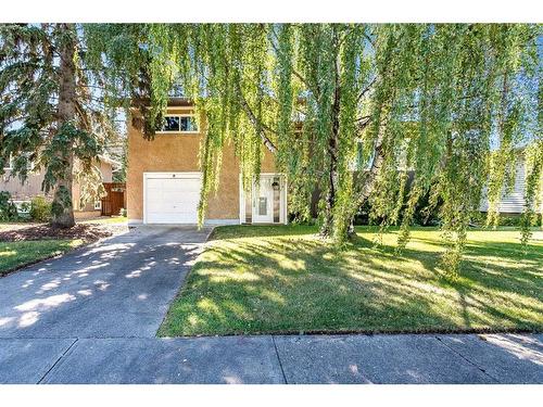 96 Chinook Drive Sw, Calgary, AB - Outdoor