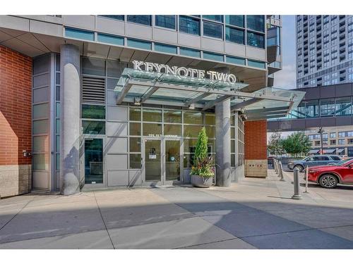 2107-225 11 Avenue Se, Calgary, AB - Outdoor