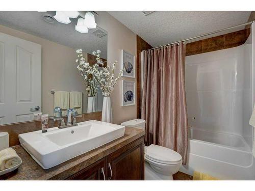 1602 Montrose Terrace Se, High River, AB - Indoor Photo Showing Bathroom