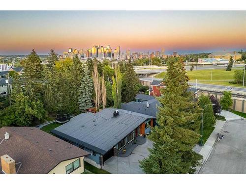 1108 Surrey Street Sw, Calgary, AB - Outdoor With View