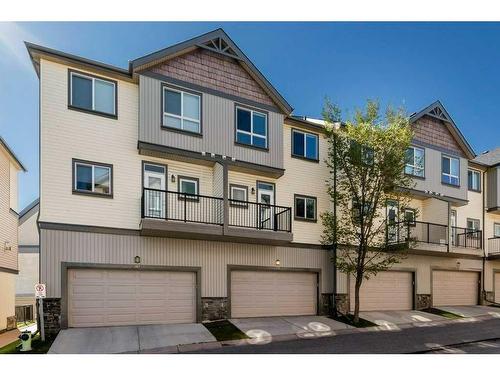 171 Kincora Heath Nw, Calgary, AB - Outdoor