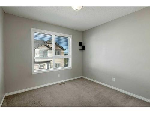 171 Kincora Heath Nw, Calgary, AB - Indoor Photo Showing Other Room